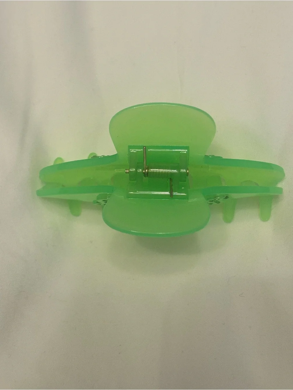Skims Lime Green Claw Clip